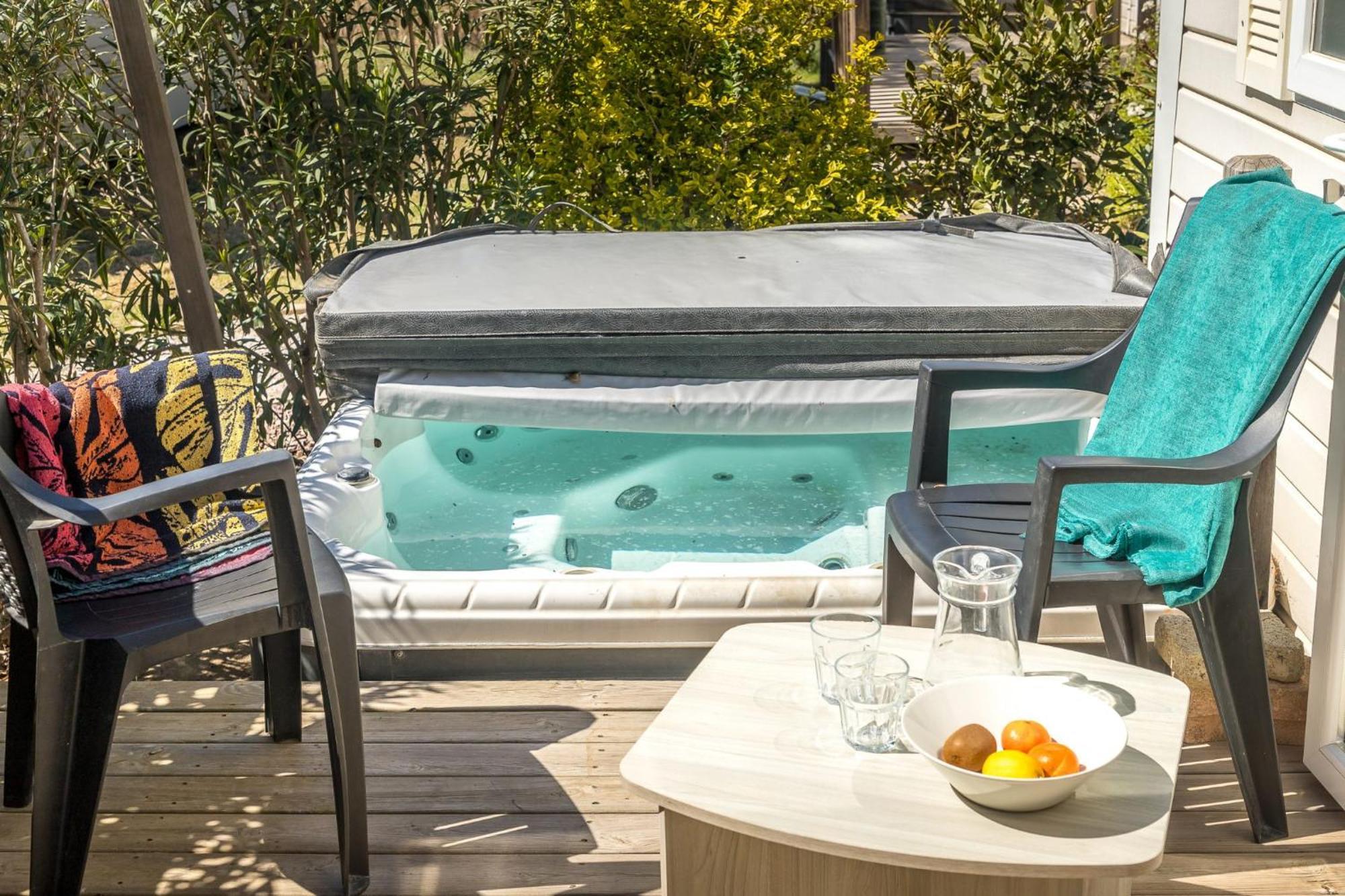 Camping L'Oasis Et California Hotel Le Barcares Room photo