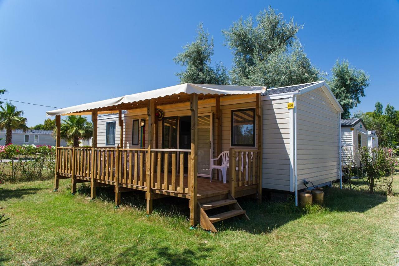 Camping L'Oasis Et California Hotel Le Barcares Exterior photo